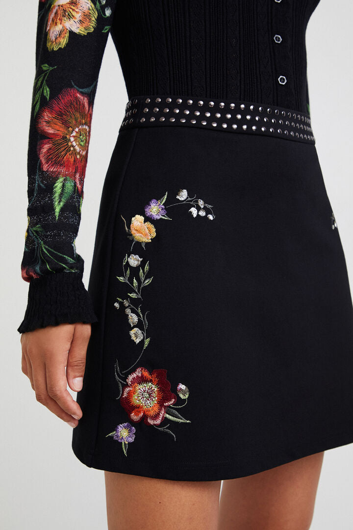 Desigual suknja xl