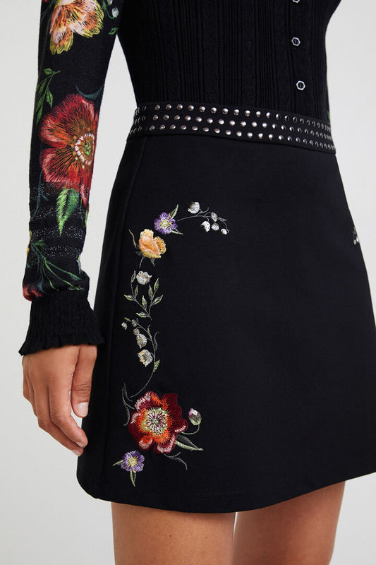 Desigual suknja xl