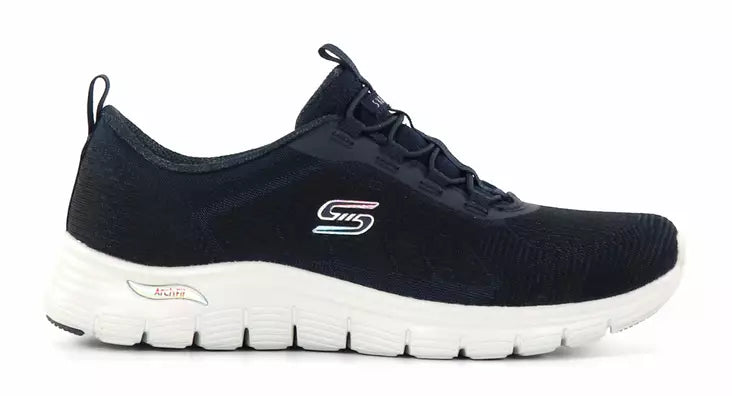 Skechers
